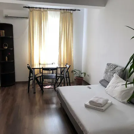 Otel Nova 3*
