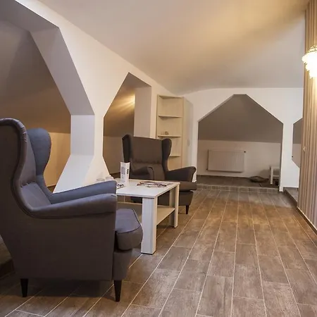 Hotell Nova Popesti-Leordeni