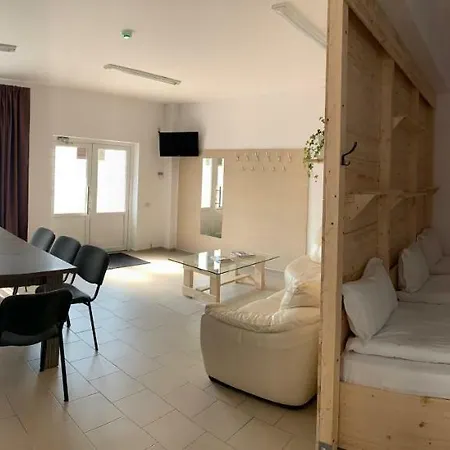 Nova Hotell Popesti-Leordeni