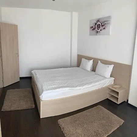 Hotell Nova Popesti-Leordeni
